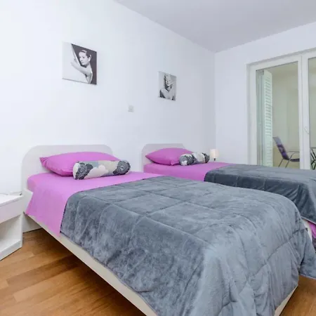 Apartment Lapad Direct Sea View 3bedroom Apt,balconies *