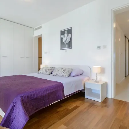 Lapad Direct Sea View 3bedroom Apt,balconies